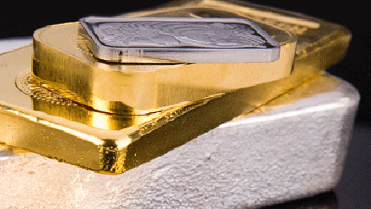 Gold Price Slips Below Highs as Hot CPI Lifts Yields, Dollar
