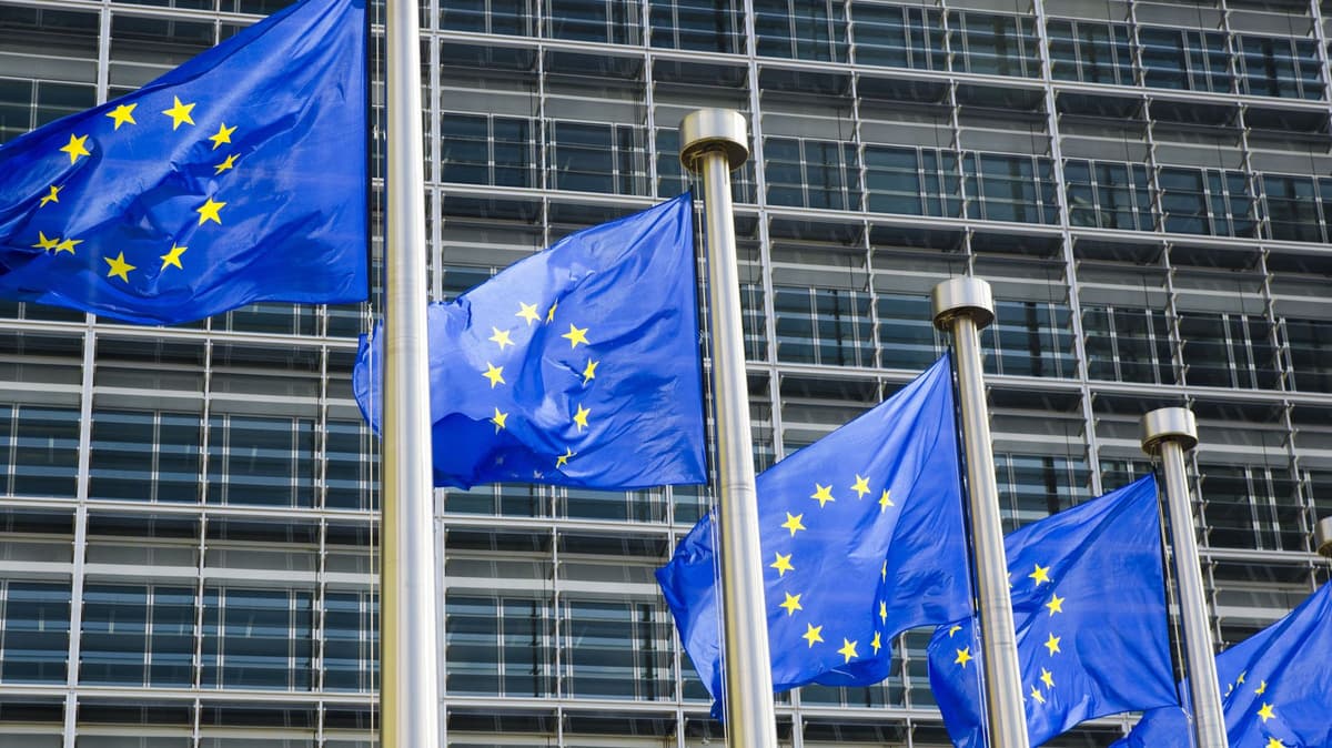 Gold Price Slides as ECB Holds Rates Steady Amid Iran Risks