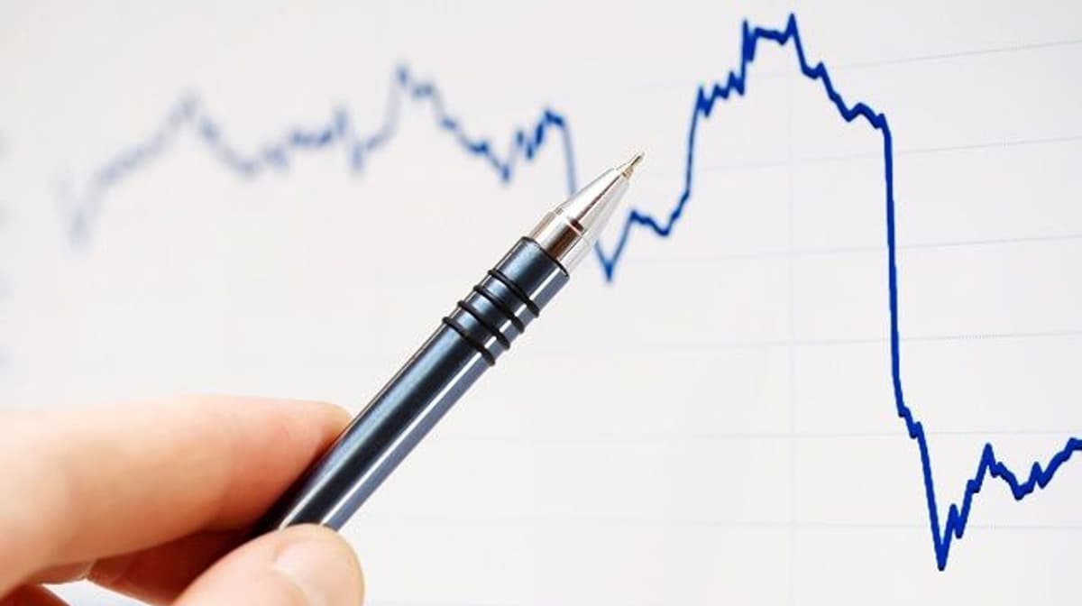 Gold Price Holds Above $4,700 as US PMI Fuels Stagflation Fears