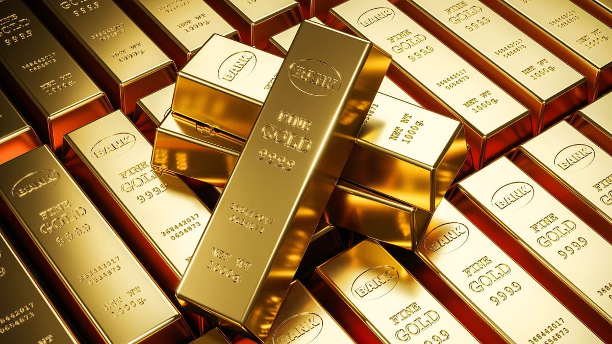 Gold Price Outlook: Central Banks Sold Net 30 Tonnes in March