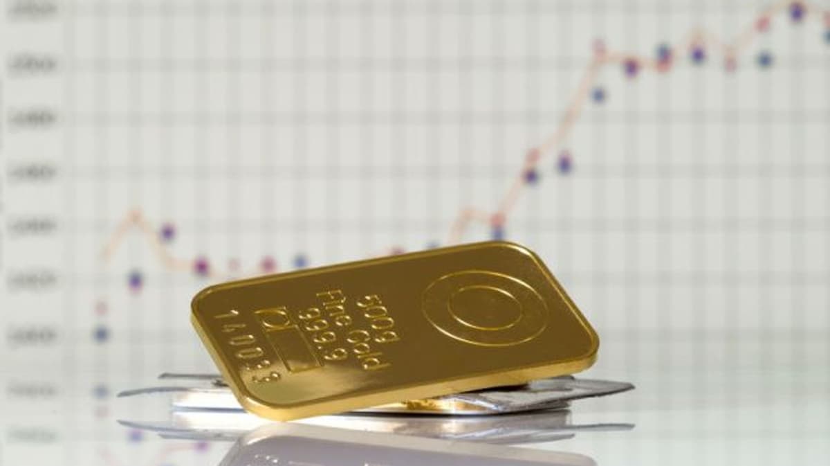 Gold Price Gains After April Jobs Beat Keeps Fed in Focus
