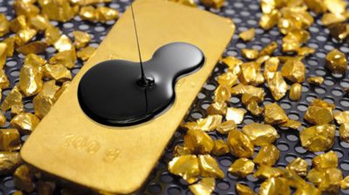 Gold Price Firms Above $4,500 but Oil Shock Caps Upside