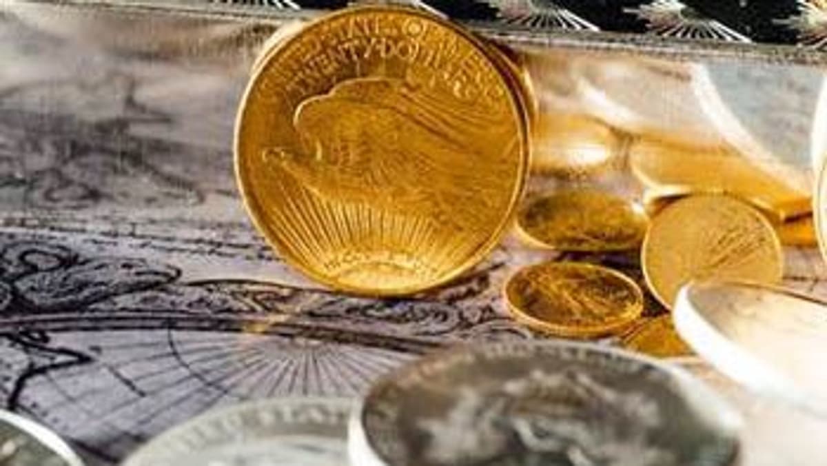 Gold Price Falls Below $4,500 as Yields Hammer Bullion