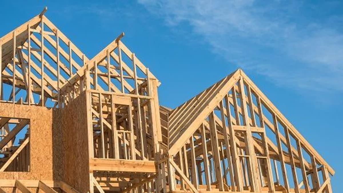 Gold Price Rebounds From $4,500 After Stronger US Housing Data